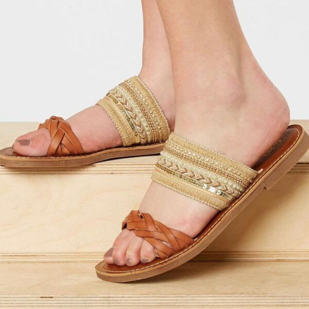 🆕️  Vintage 93 Gwen Sandal